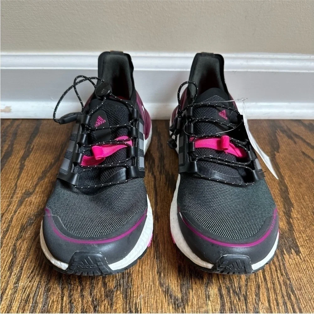 NWT Adidas Women's Ultraboost Winter C.Rdy Shoes EG9803 Black Purple - Picture 5 of 6
